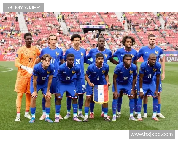 日本与哥伦比亚足球对决分析：战术球员表现及未来展望