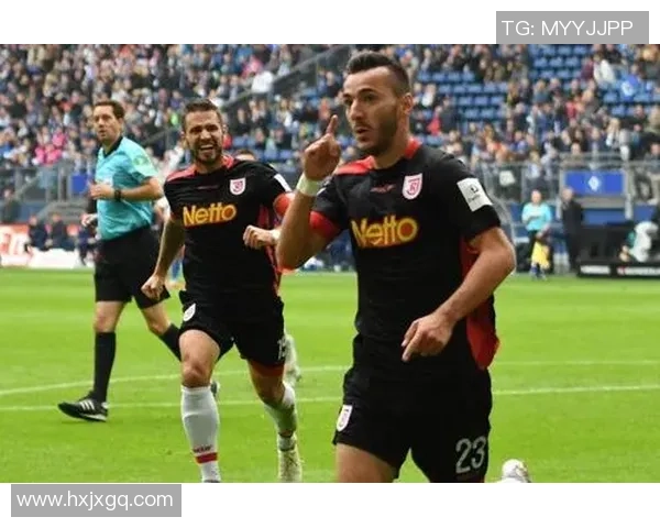 雷根堡与奥斯纳激战正酣谁能在这场对决中笑到最后